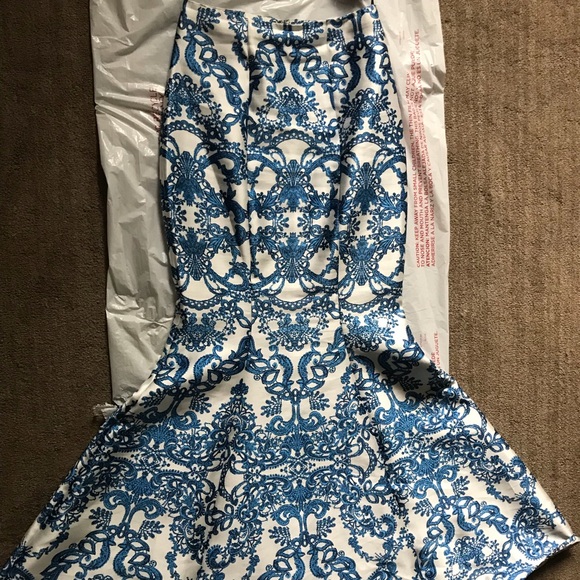 Royal blue prom dress - Picture 3 of 7